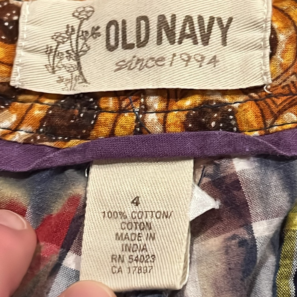 “Old Navy” Y2K 2006 Bermuda shorts/capris - Picture 4 of 12